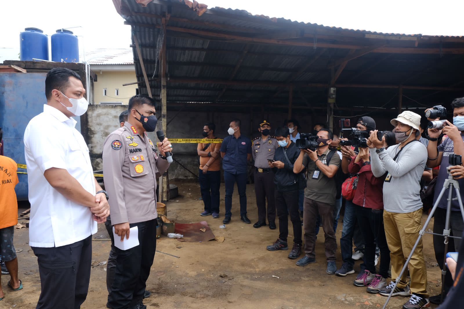 Grebek Gudang Pengoplos Solar, Amankan 1 Pelaku Dan 30 Ribu Liter Minyak Di Sita Ditreskrimsus Polda Riau
