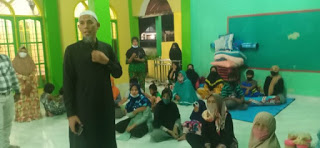 Wako Dumai H. Paisal Jenguk Warga Pengungsi Banjir