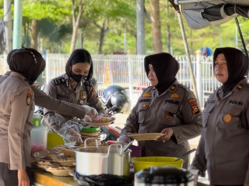 Program Berbagi Sarapan Gratis Direktorat Samapta Polda Riau, Hasil Masakan polwan