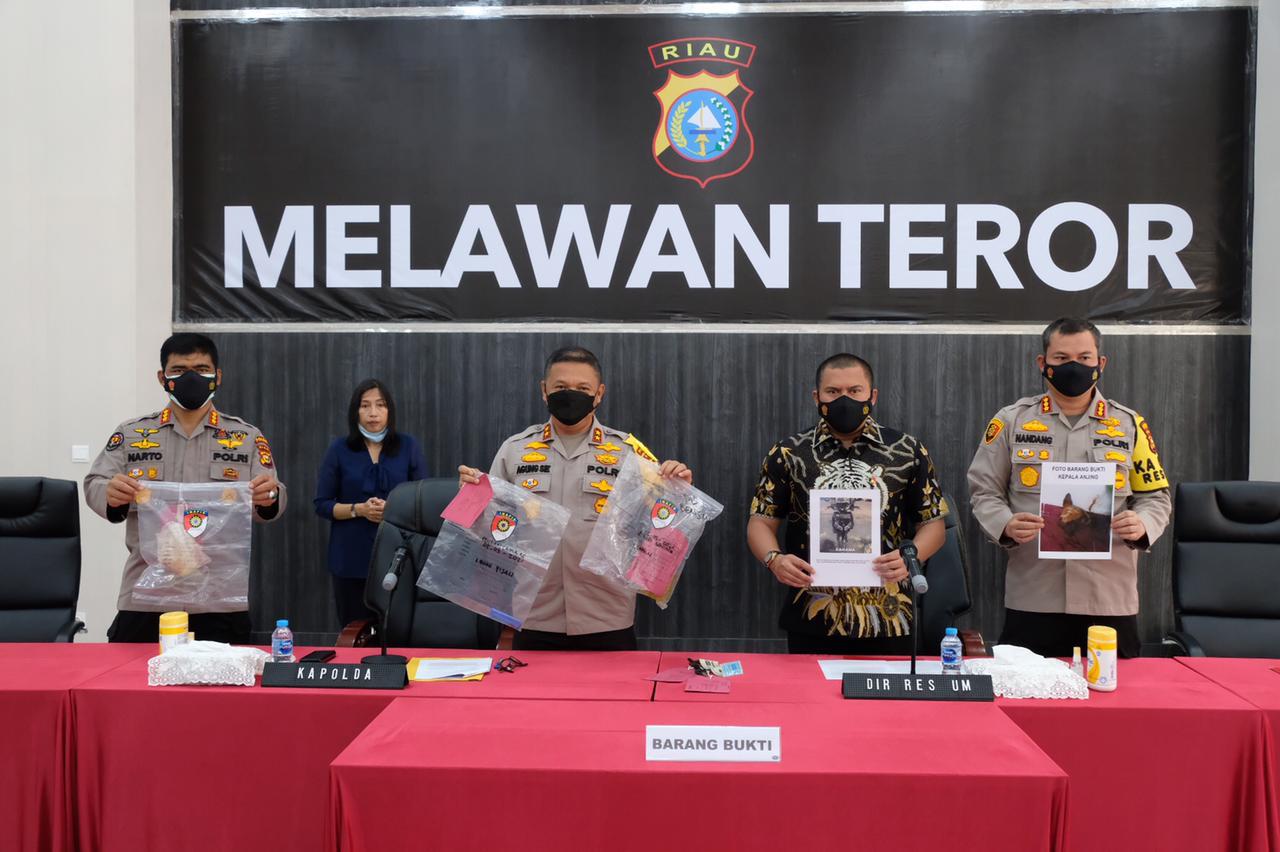 Polda Riau Fight Melawan Teror,Seorang Satpam Dan Dua Rekan nya Dibekuk