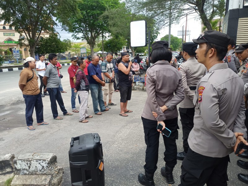 Pesan Keras Buruh Dumai : Jika Hukum Mandul Jalan Raya Akan Jadi Arena Perlawanan