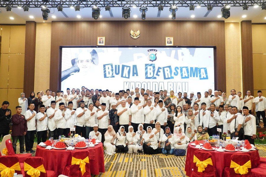 Kapolda Riau Inisiasi Silaturahmi Dan Buka Bersama Insan Pers Wartawan Mitra