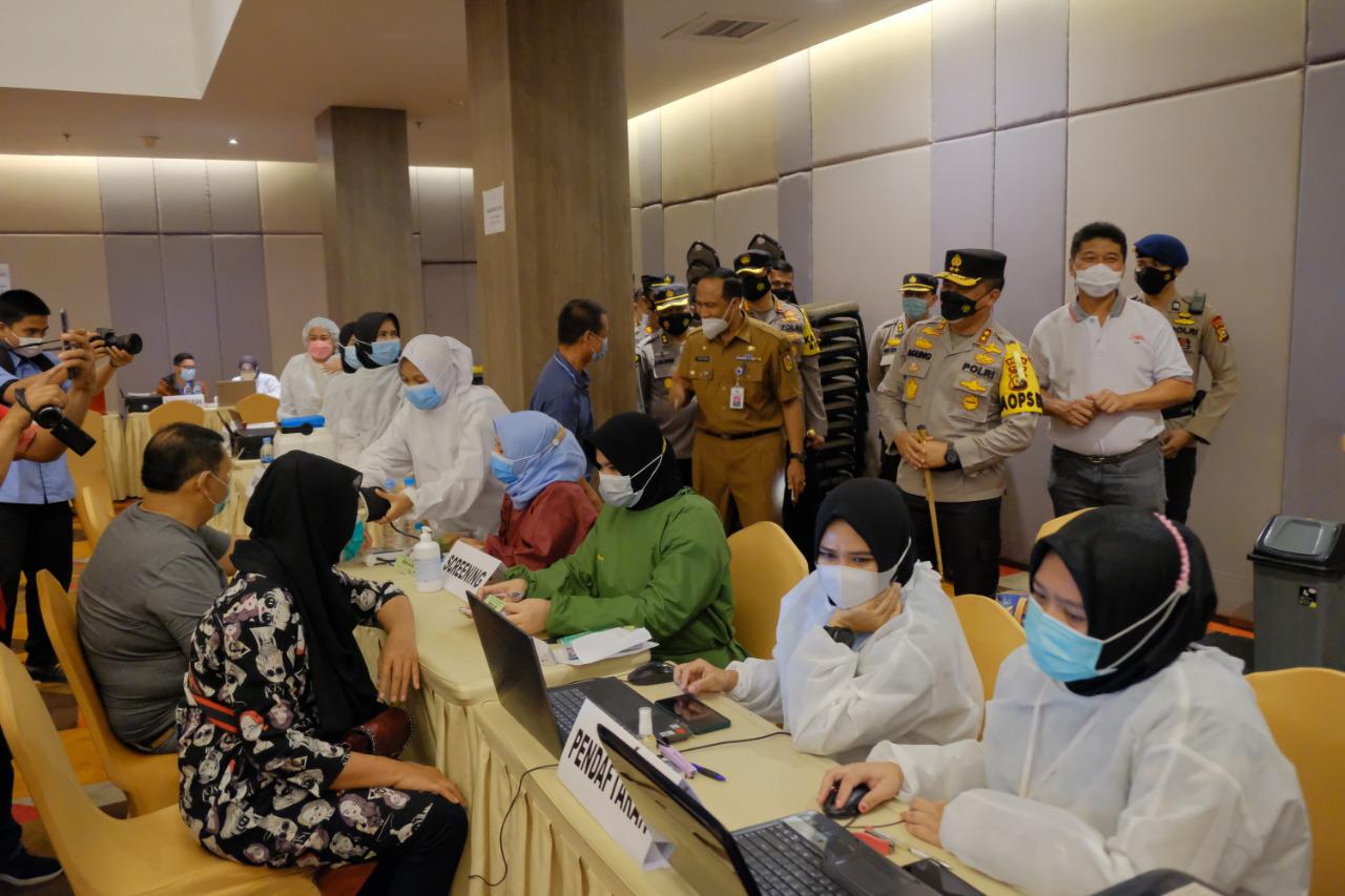 Kapolda Riau : Kita Dukung Penuh Program Strategis Nasional Vaksin Covid-19