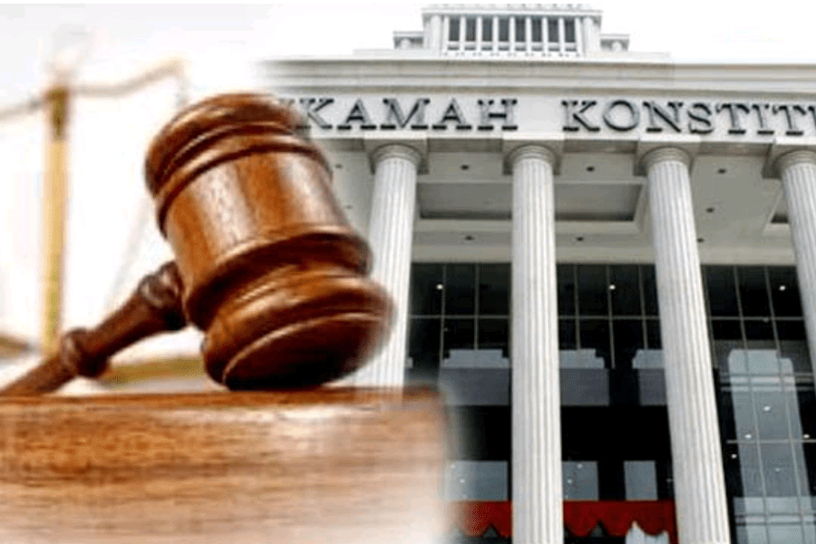 MK Gelar Sidang Gugatan UU Cipta Kerja