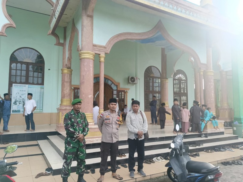 Pengamanan Sholat Ied Hari Raya Idul Fitri 1446 H/2025 M Di Mesjid Al-Baddar Berjalan Lancar