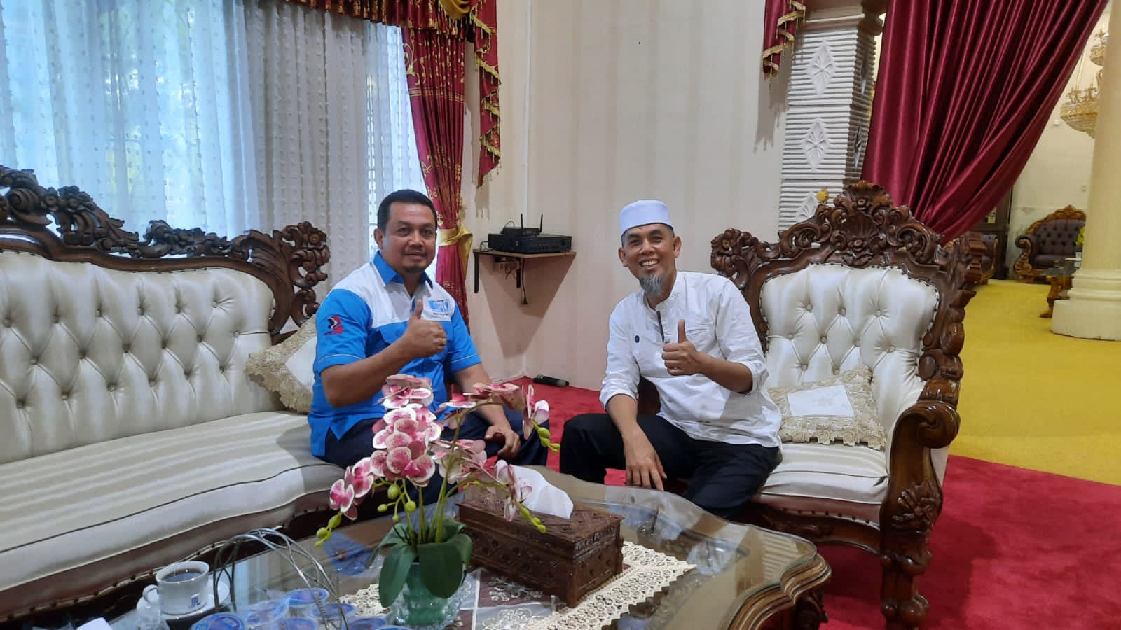 Temu Kangen, Serikat Pekerja Nasional Kota Dumai Kunjungi Kediaman Walikota