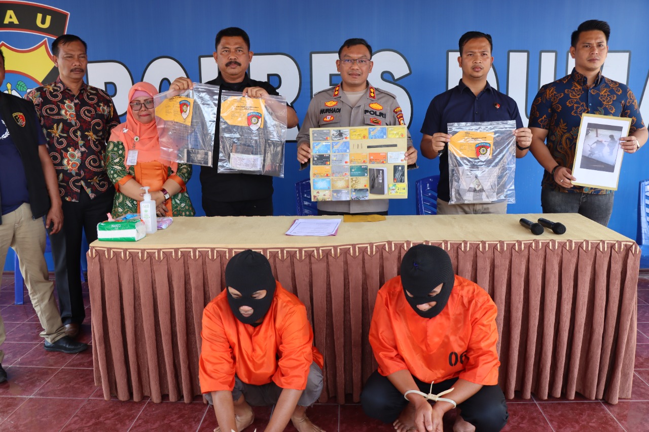 Polres Dumai Ungkap 2 Tersangka Curat Bermodus Ganjal ATM