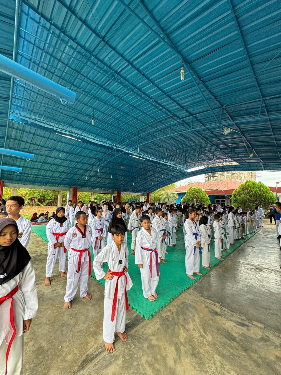 200 Siswa Taekwondo Dumai Mengikuti Ujian Kenaikan Tingkat GEUP