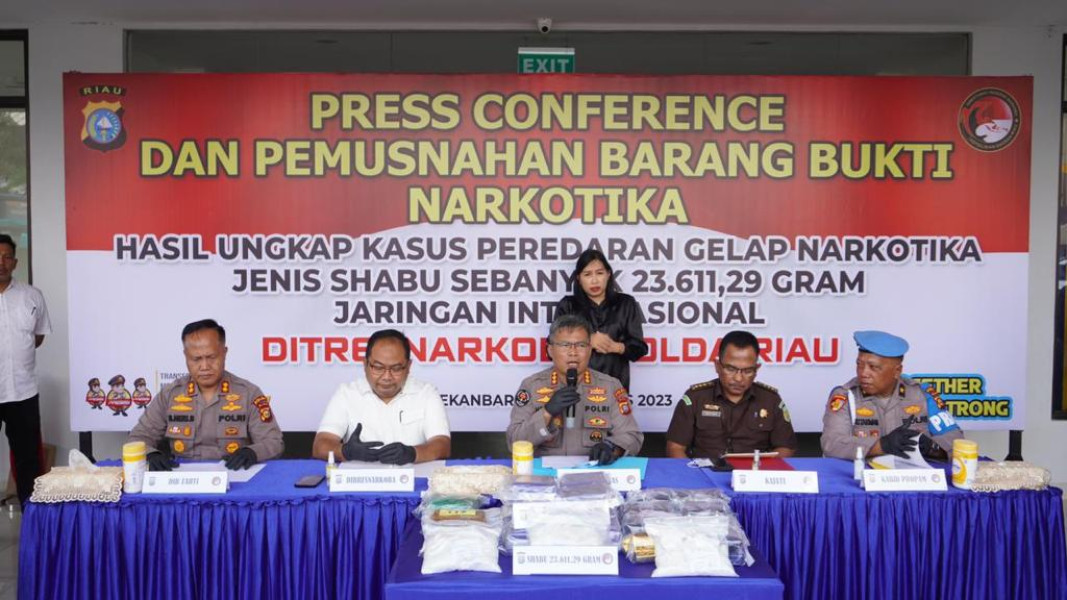 Direktorat Reserse Narkoba Polda Riau Tangkap 7 Pelaku Jaringan Narkoba Internasional
