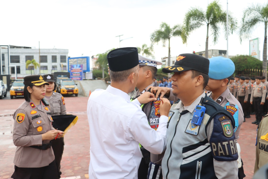 Polres Dumai Gelar Apel Pasukan Operasi Lilin Lancang Kuning 2023 Pengamanan Nataru 2023 - 2024