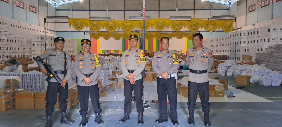 Kabag SDM Polres Dumai Laksanakan Monitoring Pengawasan Dan Pengecekan Pengamanan Kantor KPU Dan Bawaslu