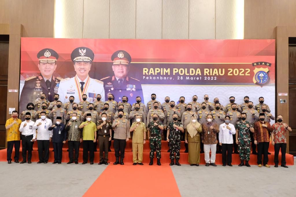 Tindak Lanjuti Rapim Polri, Kapolda Irjen Iqbal Menggelar Dan Membuka Secara Resmi Rapim Polda Riau 2022