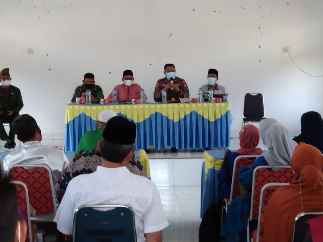 Kapolsek Tambusai Melakukan Sosialisasi Panduan Penyelenggaraan Pembelajaran Tatap Muka Terbatas Di Kecamatan Tambusai