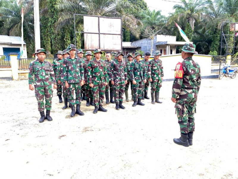 Pasiter Kodim 0303/Bengkalis Pimpin Apel Pagi Di Hari Pertama Pembukaan TMMD Ke - 124 Tahun 2025