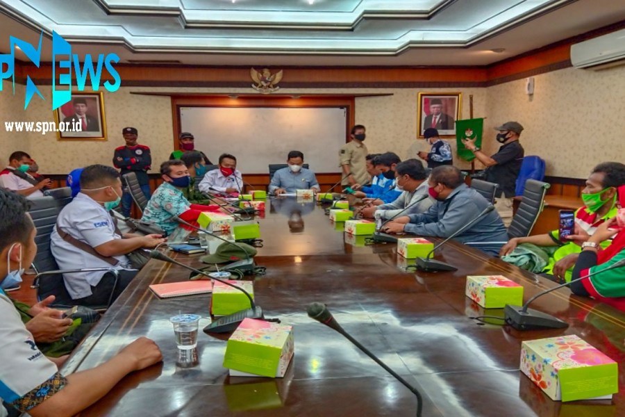 Ganjar Pranowo Berjanji Akan Kawal Kenaikan UMK 2021
