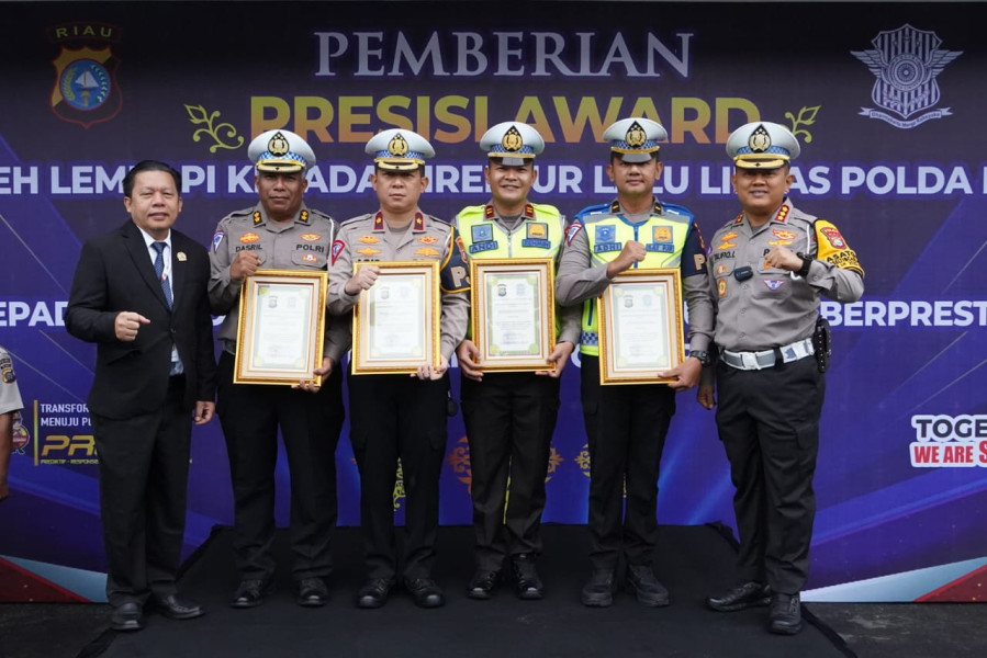 Dirlantas Polda Riau Raih Presisi Award Dari Lemkapi