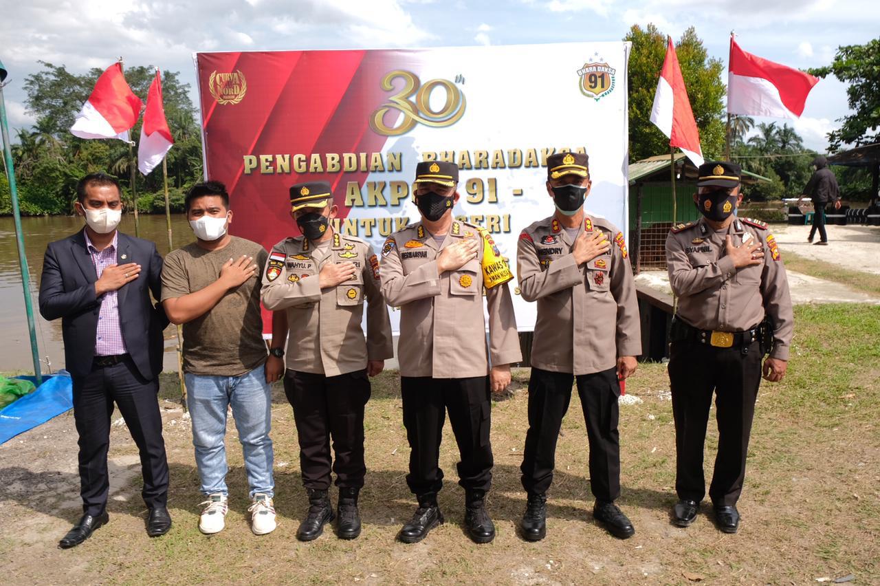 Menandai 30 Tahun Pengabdian, Alumni Akpol 1991 Riau Bagikan 1020 Paket Sembako