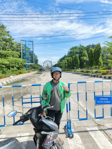 Wahana Permainan Di Badan Jalan Menghambat Aktivitas, Ojol Minta Pemko Bijak Dalam Mengambil Keputusan