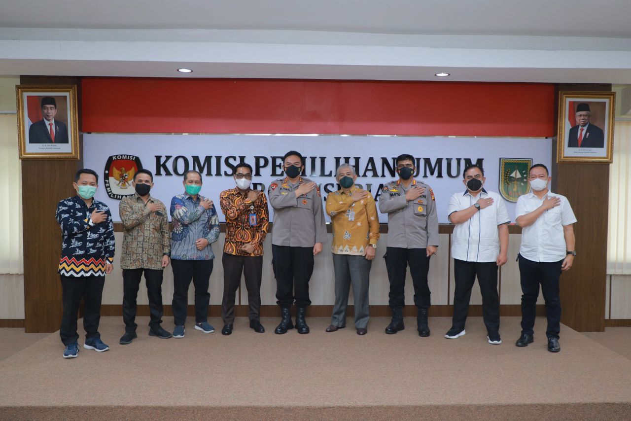Persiapan Perhelatan Nasional Pemilu 2024 Kapolda Riau Jalin Koordinasi Dengan KPU Riau