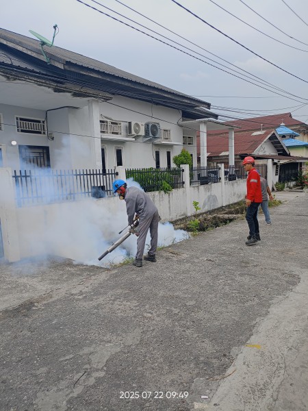 Poging 3 RT Di Kelurahan Buluh Kasap Realisasi CSR PT. PAA