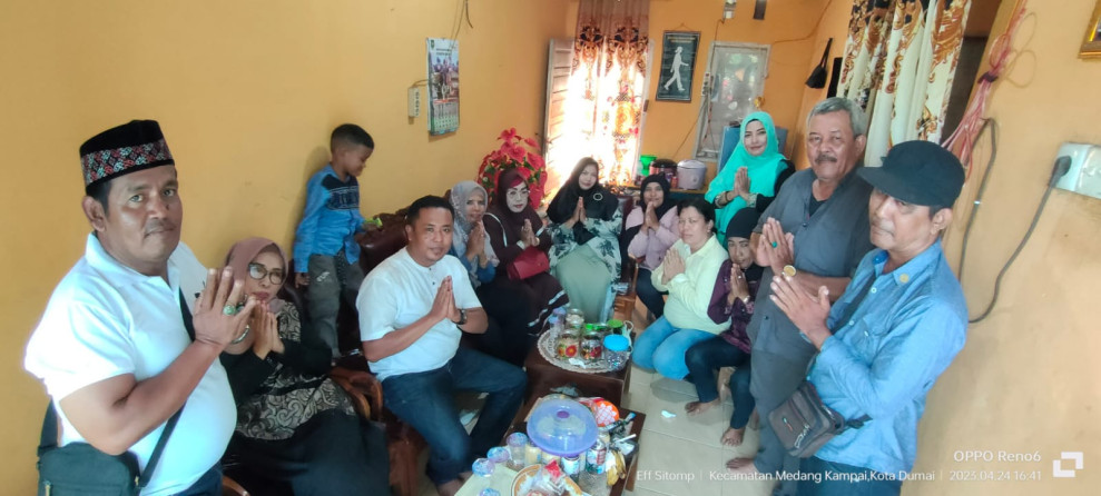 Ketua PPWI Dumai Gelar Lebaran Bersama Pengurus