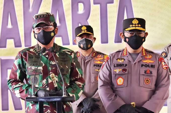 Arahan Panglima dan Kapolri Beri Arahan Anggota TNI-Polri Di Papua, Jenderal Sigit : Pemerintah Konsen Dan Fokus Bangun Papua