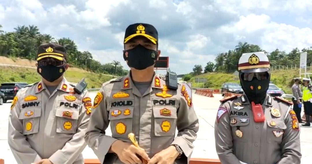 Polres Dumai Berlakukan Penyekatan Pintu Masuk Jalan Tol Dumai-Pekanbaru