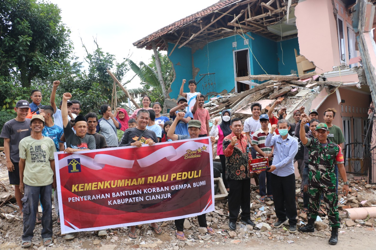 Kemenkumham Riau Salurkan Langsung Bantuan Untuk Korban Terdampak Bencana Alam Gempa Bumi Cianjur